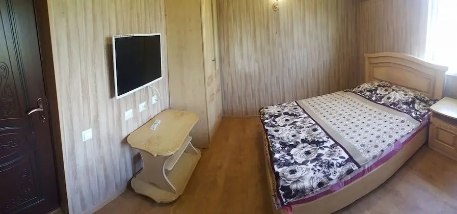 Economy Tek Büyük Yataklı Oda, Ortak Banyo