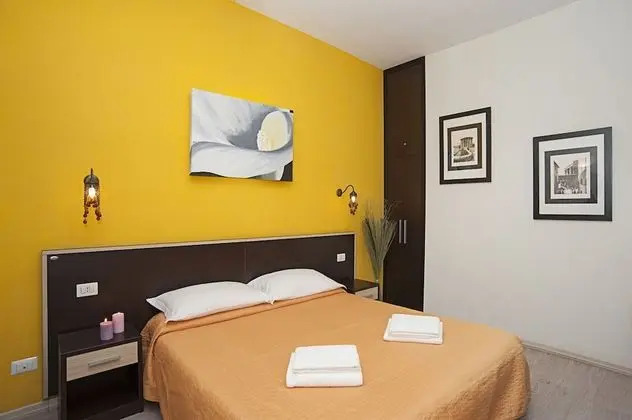 Standard Tek Büyük veya İki Ayrı Yataklı Oda, Banyolu/Duşlu