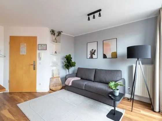 One-bedroom Duplex Suite L with balcony