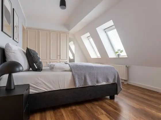 One-bedroom Duplex Suite XL with balcony