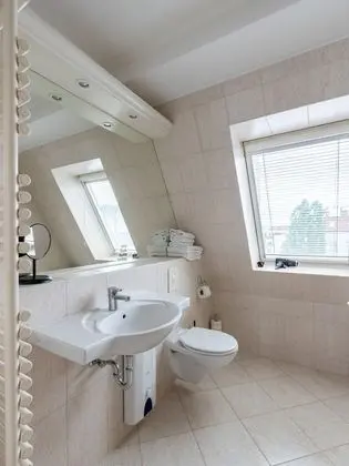 One-bedroom Duplex Suite XL with balcony