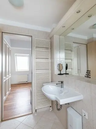 One-bedroom Duplex Suite XL with balcony