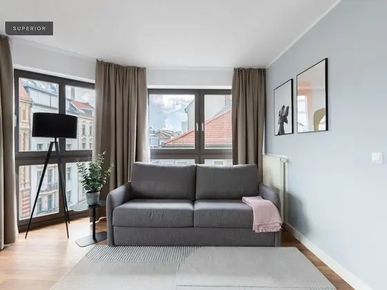 One-bedroom Suite L