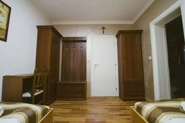 Comfort Tek Büyük veya İki Ayrı Yataklı Oda