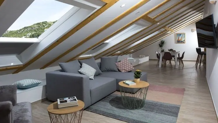 Luxury Apart Daire, Deniz Manzaralı