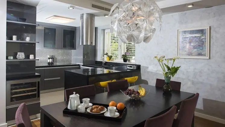 Luxury Apart Daire, Engellilere Uygun, Deniz Manzaralı