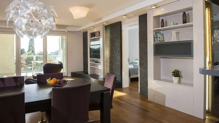 Luxury Apart Daire, Engellilere Uygun, Deniz Manzaralı