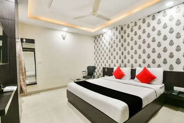 Standard Oda, 1 Yatak Odası, Sigara İçilmez, Şehir Manzaralı