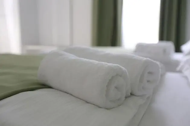 Comfort Tek Büyük veya İki Ayrı Yataklı Oda, Balkon, Tepe Manzaralı