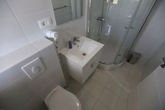 Comfort Üç Kişilik Oda, Balkon, Tepe Manzaralı