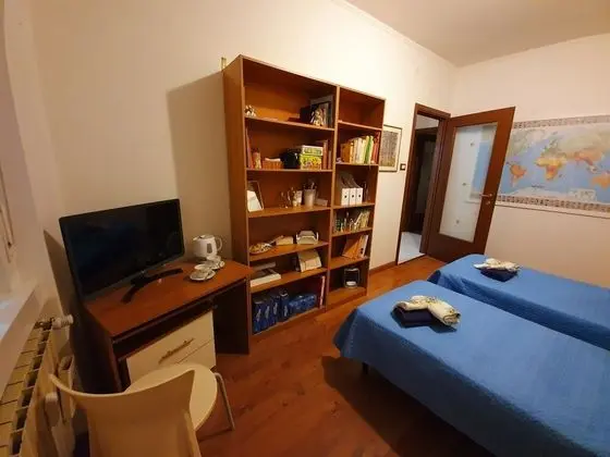 Comfort İki Ayrı Yataklı Oda, Ortak Banyo