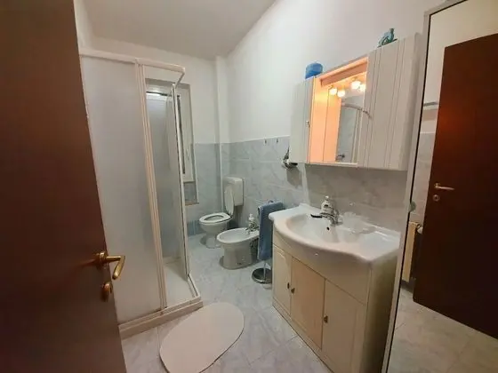 Comfort İki Ayrı Yataklı Oda, Ortak Banyo