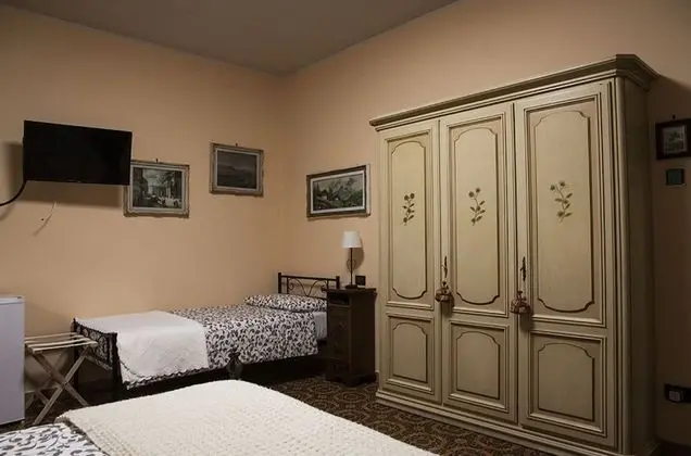 Deluxe Üç Kişilik Oda (Po)