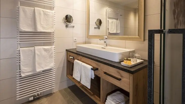 Deluxe Tek Büyük Yataklı Oda (Süd)
