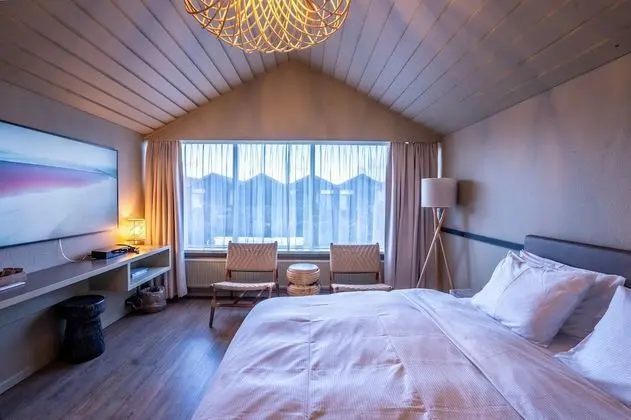 King Guest Room
