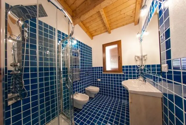 Standard Üç Kişilik Oda, Özel Banyo, Bahçe Manzaralı