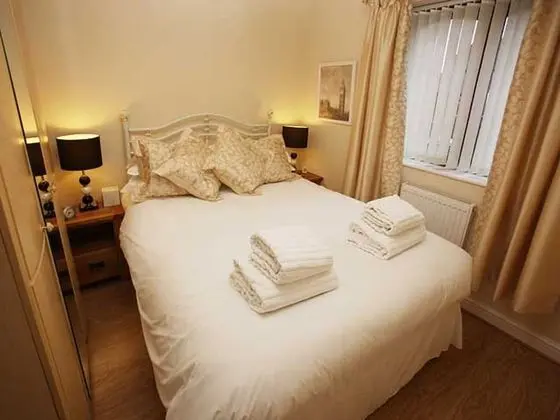 Ev (1 Bedroom)