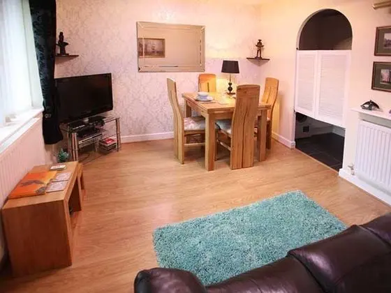 Ev (1 Bedroom)