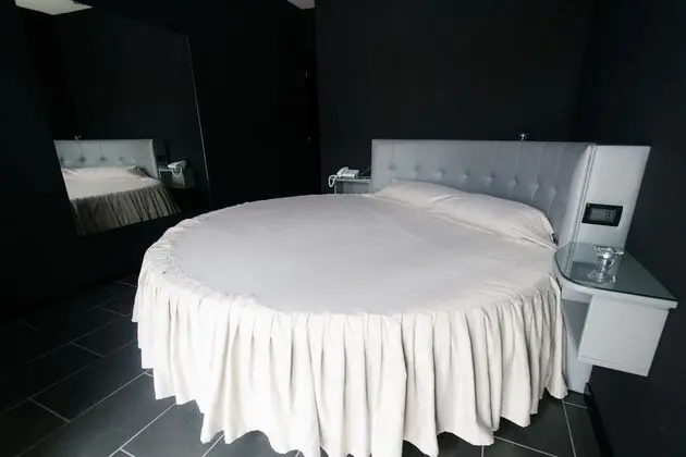 Deluxe Büyük Yataklı Tek Kişilik Oda