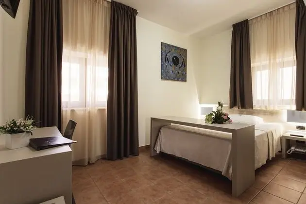 Economy Tek Büyük Yataklı Oda