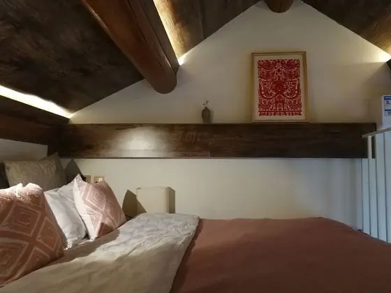 Deluxe Çatı Katı (Loft)