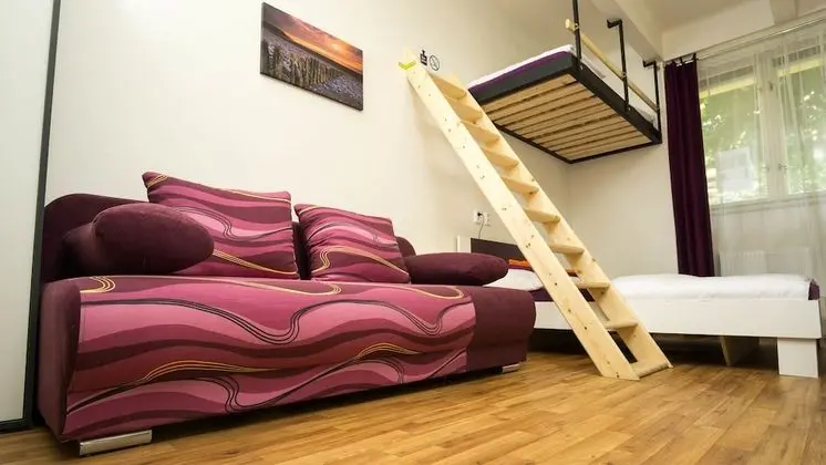 Classic Stüdyo, Şehir Manzaralı