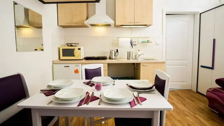 Classic Stüdyo, Şehir Manzaralı