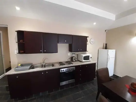 Deluxe Tek Büyük Yataklı Oda (Self catering)