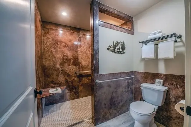 Superior Oda, 1 En Büyük (King) Boy Yatak, Dağ Manzaralı, Zemin Kat