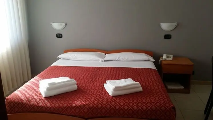 Oda, 1 Çift Kişilik Yatak