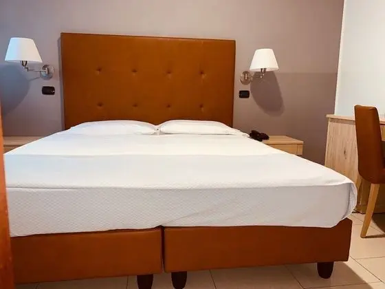 Oda, 1 Çift Kişilik Yatak