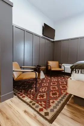Exclusive Oda, 2 Çift Kişilik Yatak, Buzdolabı