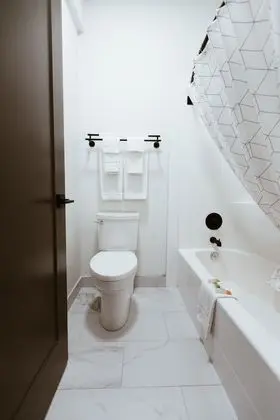Exclusive Oda, 2 Çift Kişilik Yatak, Buzdolabı
