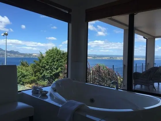 Luxury Süit, 1 En Büyük (King) Boy Yatak, Jakuzi, Göl Manzaralı