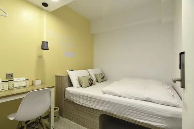 Luxury Tek Büyük Yataklı Oda (Female Only)