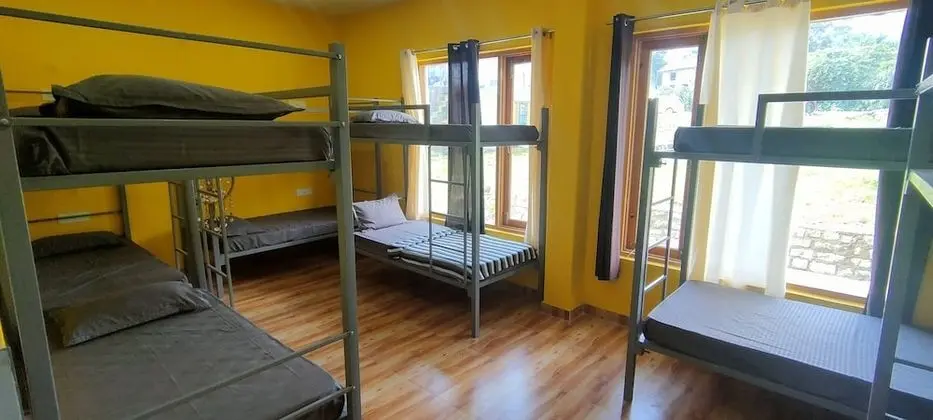Deluxe Ortak Ranzalı Oda