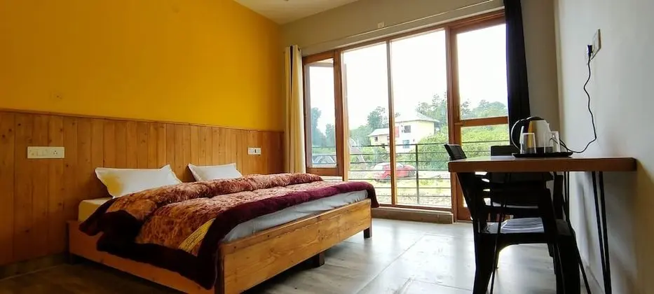 Deluxe Tek Büyük Yataklı Oda