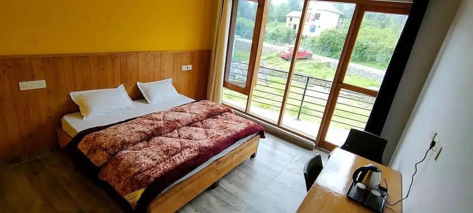 Deluxe Tek Büyük Yataklı Oda