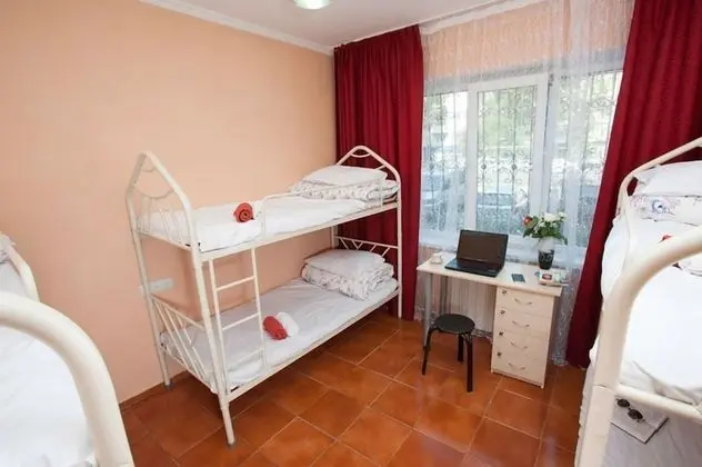 Ortak Ranzalı Oda, Sadece erkekler için (6 beds)