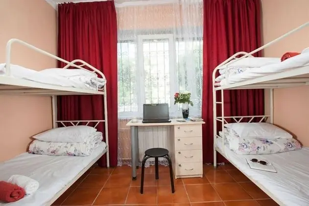 Ortak Ranzalı Oda, Sadece erkekler için (6 beds)