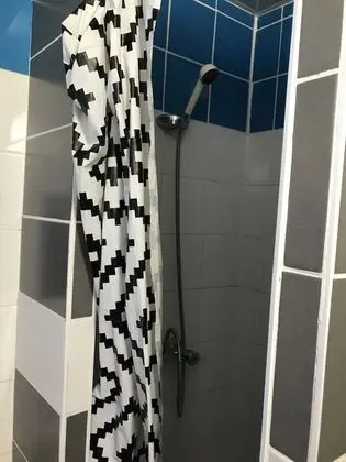 Üç Kişilik Oda