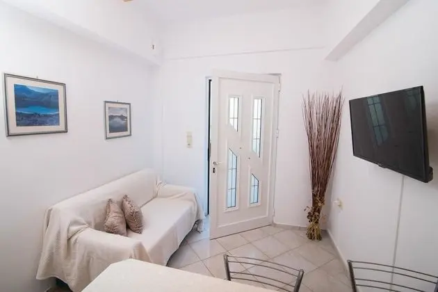 Apartment Ground 2