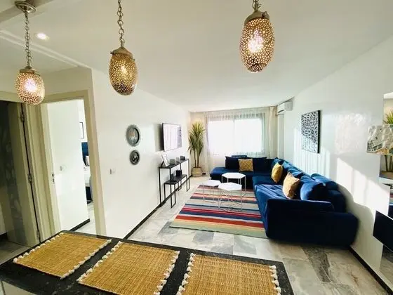 Design Apart Daire, 1 En Büyük (King) Boy Yatak, Sigara İçilebilir, Park Manzaralı