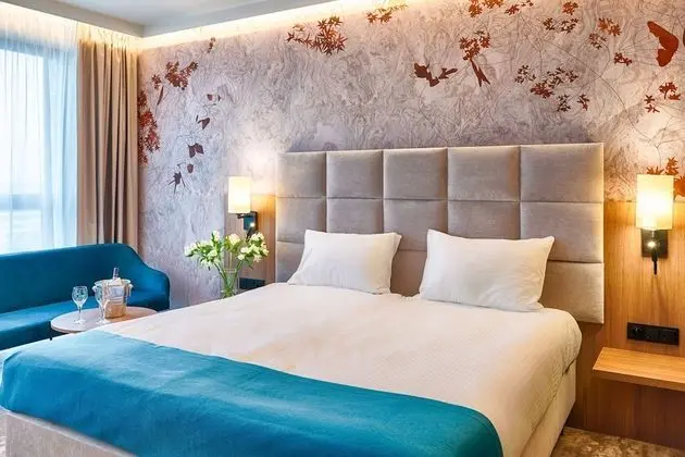 Classic Tek Büyük Yataklı Oda