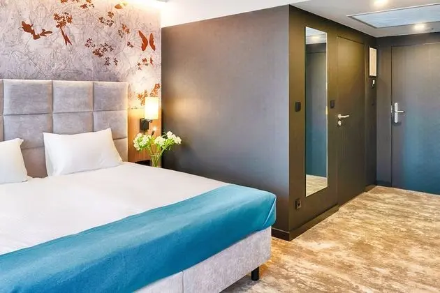 Classic Tek Büyük Yataklı Oda