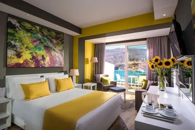 Deluxe Tek Büyük Yataklı Oda (Sun)