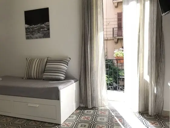 Deluxe Üç Kişilik Oda, Şehir Manzaralı (B)