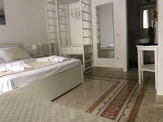 Superior Üç Kişilik Oda, Şehir Manzaralı (C)