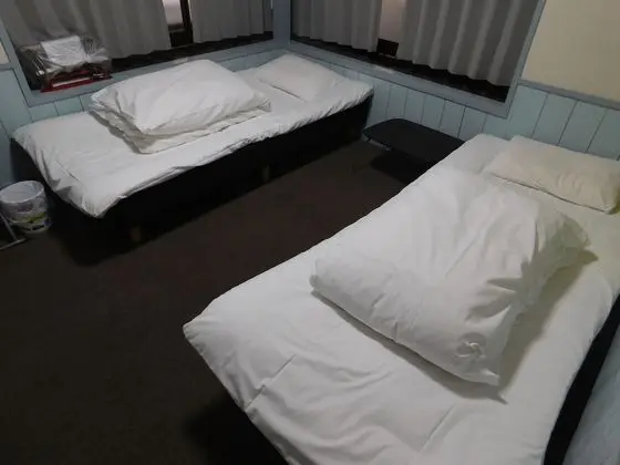 İki Ayrı Yataklı Oda, Sigara İçilmez, Ortak Banyo (Free Towel, Razor, Tooth Brush)