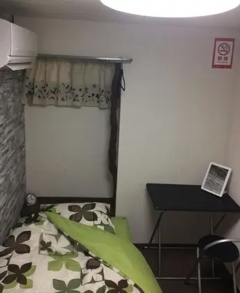 Tek Kişilik Oda, Sigara İçilmez, Ortak Banyo (Free Towel, Razor, Tooth Brush)